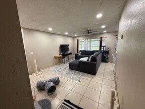 5860 Mattox St in Orlando, FL - Building Photo - Building Photo