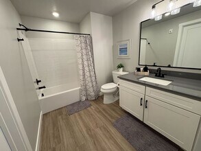 206 N Chapparell Dr, Unit SI ID1504815P in Hurricane, UT - Building Photo - Building Photo