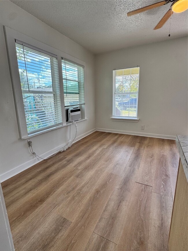 property at 521 Rosamond St