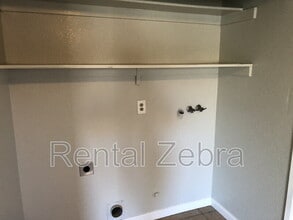 920 Vermont Ave in Turlock, CA - Building Photo - Building Photo