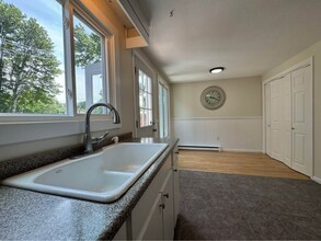 3 Villa Rd in Westbrook, ME - Building Photo - Building Photo
