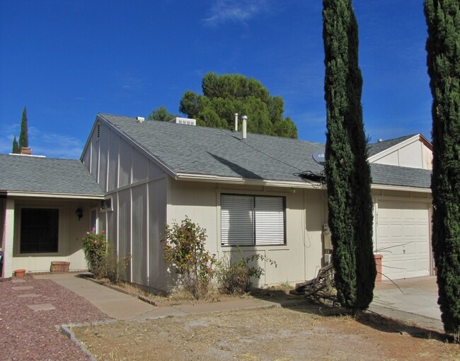 615 Charles Dr in Sierra Vista, AZ - Building Photo - Building Photo