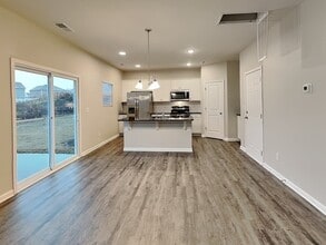 766 Pointe Andrews Drive in Concord, NC - Building Photo - Building Photo