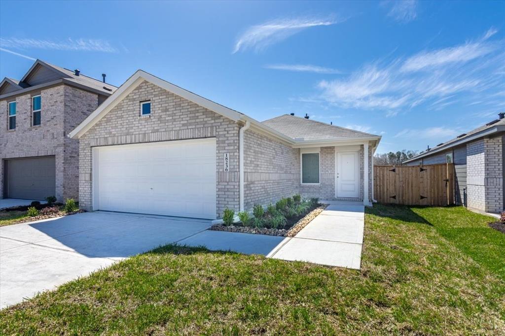 18236 Pontecorvo Ln in New Caney, TX - Building Photo