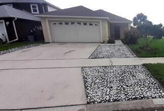 1104 Amanda Kay Cir in Sanford, FL - Building Photo - Building Photo