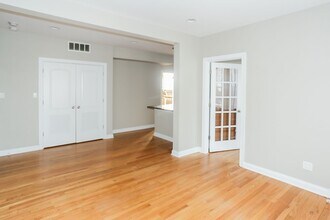 3804 N Marshfield Ave, Unit 1 in Chicago, IL - Building Photo - Building Photo