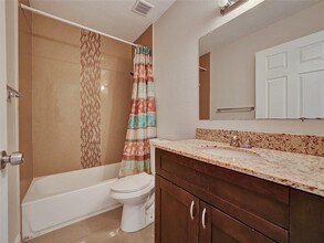 1471 NW 22nd Ct in Fort Lauderdale, FL - Building Photo - Building Photo