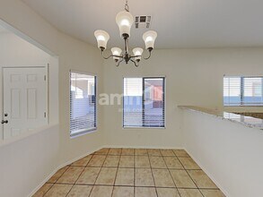 124 E Calle Puente Azul in Sahuarita, AZ - Building Photo - Building Photo