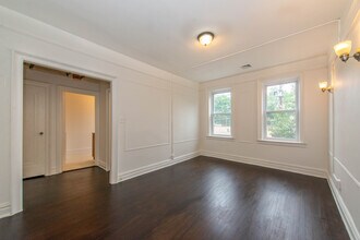 75 Anderson St, Unit 3 in Hackensack, NJ - Building Photo - Building Photo