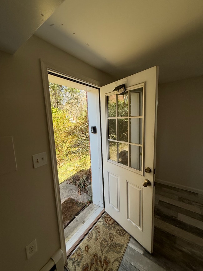 6711 Park Hall Dr in Laurel, MD - Building Photo - Building Photo