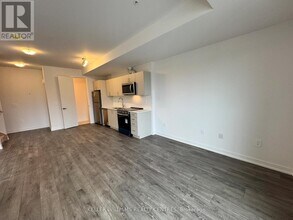1680 Victoria Park Ave in Toronto, ON - Building Photo - Building Photo