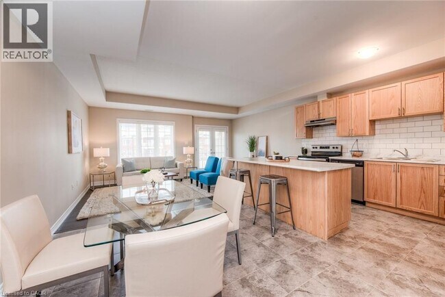 387 Westwood Dr in Kitchener, ON - Building Photo - Building Photo