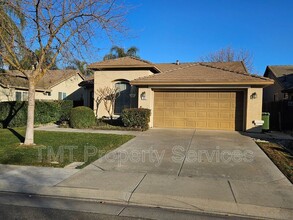 257 Oriole Ln in Lodi, CA - Building Photo - Building Photo