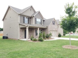 2349 Misty Ivy Ct in Buford, GA - Foto de edificio - Building Photo