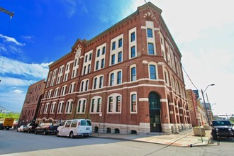 Landmark Lofts in Kansas City, MO - Building Photo - Building Photo