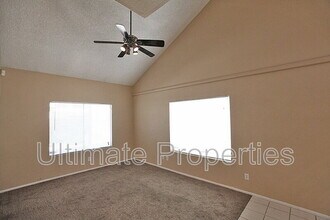 6718 W Kings Ave in Peoria, AZ - Building Photo - Building Photo