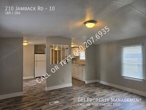 210 Jamback Rd in Anniston, AL - Building Photo - Building Photo