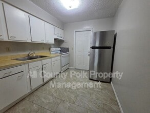 1422 Moonlite Dr in Lakeland, FL - Building Photo - Building Photo