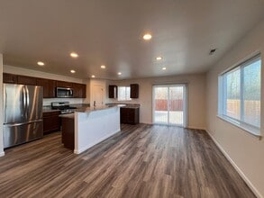 2041 Verona Dr in Fallon, NV - Building Photo - Building Photo