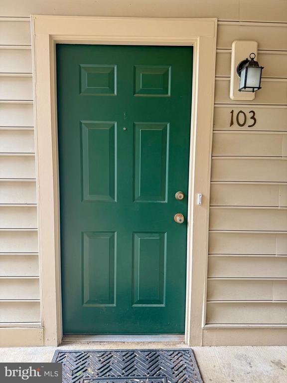 1031 Gardenview Loop in Woodbridge, VA - Building Photo - Building Photo