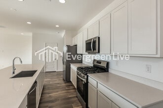 10115 E Ulysses Ave in Mesa, AZ - Building Photo - Building Photo