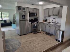 1150 NE County Line Rd in Jensen Beach, FL - Building Photo - Building Photo