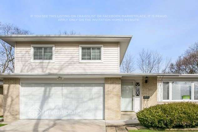 property at 1035 Iowa St