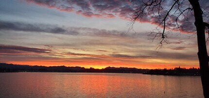 1611 Vernon Rd in Lake Stevens, WA - Building Photo - Building Photo