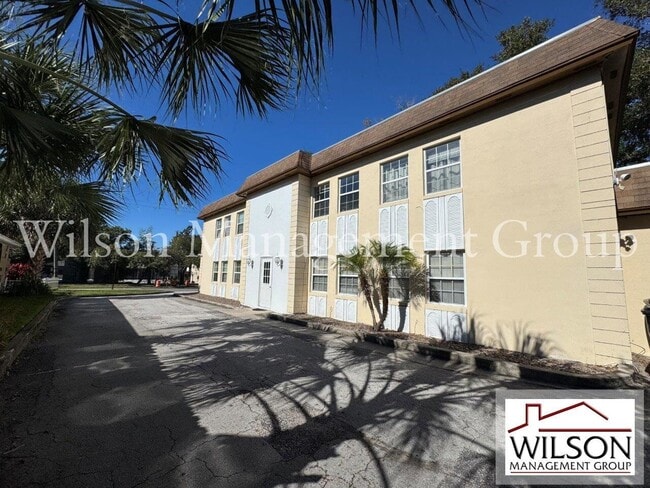 property at 523 S Summerlin Ave