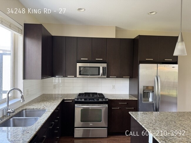 34248 King Rd in Abbotsford, BC - Building Photo - Building Photo
