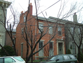 204 Garrard St in Covington, KY - Building Photo - Building Photo