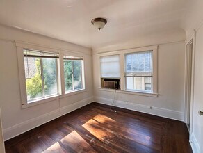 2630 E St in Sacramento, CA - Building Photo - Building Photo