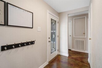 217 Glen Haven Dr in League City, TX - Building Photo - Building Photo
