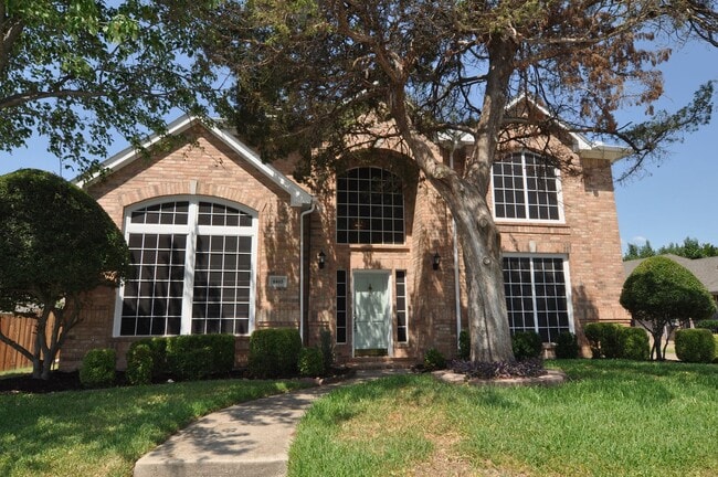property at 8405 Worthshire Dr