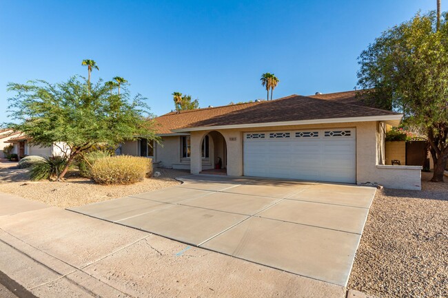 1013 W Keating Ave in Mesa, AZ - Foto de edificio - Building Photo