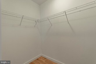 224 Church St-Unit -405 in Philadelphia, PA - Foto de edificio - Building Photo