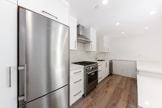 275 Castro St in San Francisco, CA - Building Photo - Building Photo