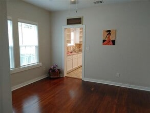 1627 Pine St in Dallas, TX - Building Photo - Building Photo