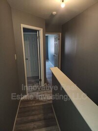 2545 W Silver St photo'