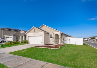 1500 Quinta Rd in Kissimmee, FL - Building Photo - Building Photo