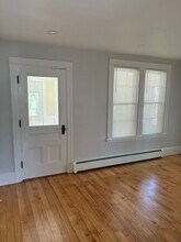 8-8 Forest St in Maynard, MA - Building Photo - Building Photo