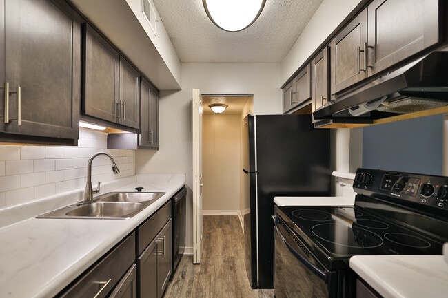 The Bluffs Apartment Homes
