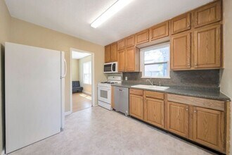 2030 S Roberta St in Salt Lake City, UT - Building Photo - Building Photo