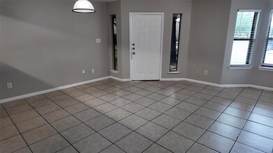 3032 La Estancia Ln in Houston, TX - Building Photo - Building Photo