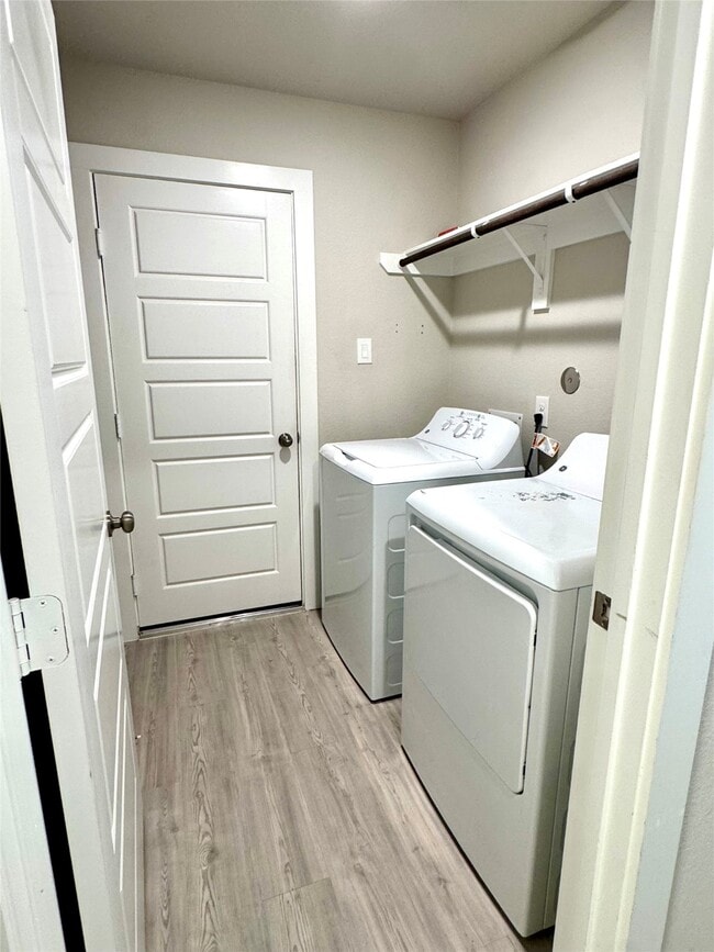 property at 3422 Trl Vw Dr