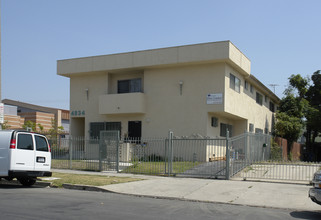 4934 Maplewood Ave in Los Angeles, CA - Building Photo - Building Photo