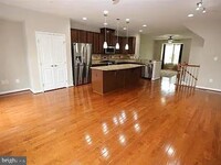 22578 Muscadine Dr in Clarksburg, MD - Building Photo - Building Photo