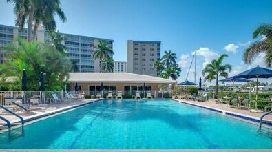 3300 S Ocean Blvd-Unit -723-C in Highland Beach, FL - Foto de edificio - Building Photo