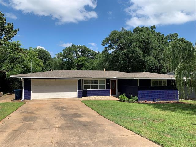 1012 S Maurice Ave in Denison, TX - Building Photo