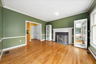 1 Glenbrook Rd in Framingham, MA - Building Photo - Building Photo